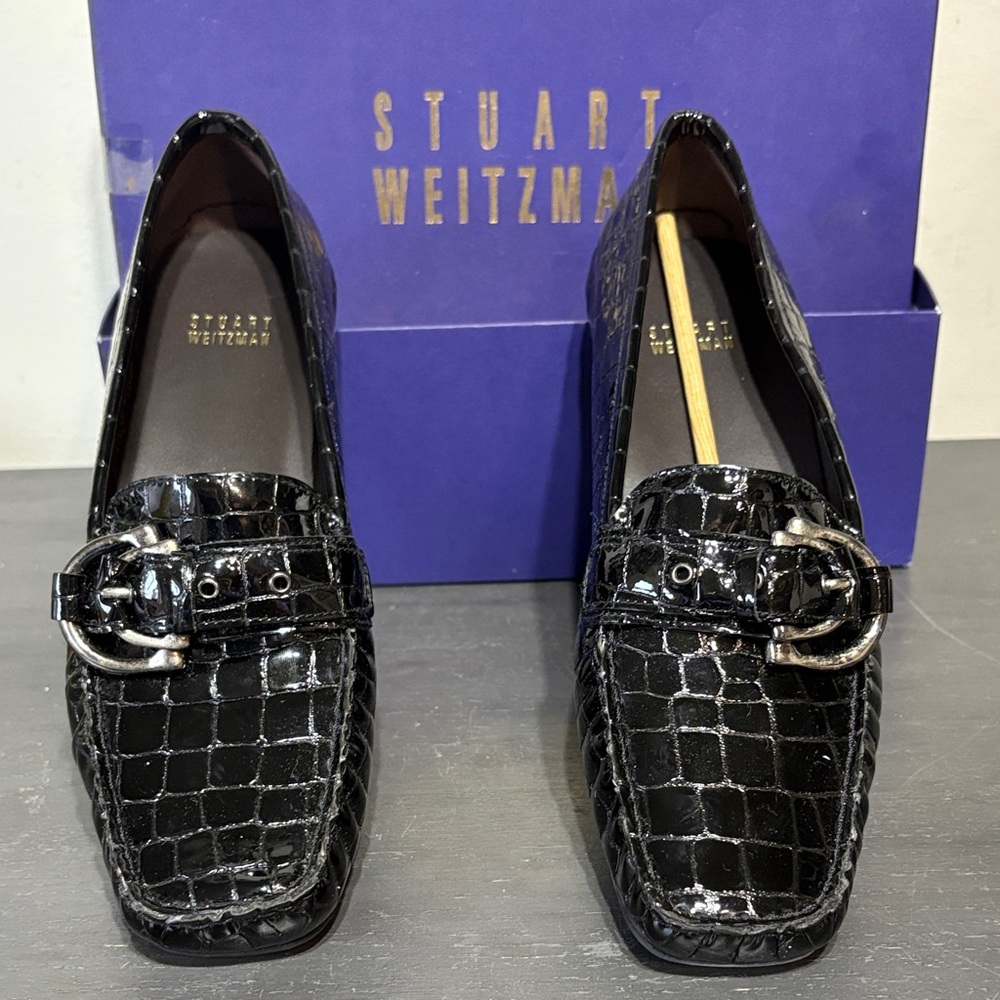 Stuart Weitzman Black Croc-Patterned Women’s Slip-Ons size 8.5
